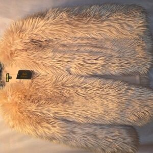 Style Mafia Plush Faux Fur Teddy Jacket in Beige